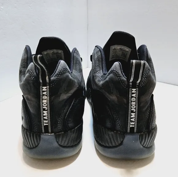 Air Jordan Jumpman Team 2 Black Camo Size 10.5 Men's 819175-005 Sneakers/Shoes