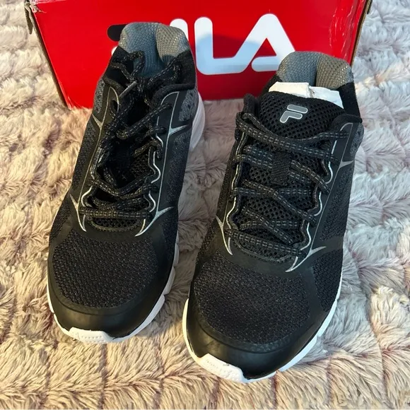 All Black Fila PrimeForceSneakers Size 6