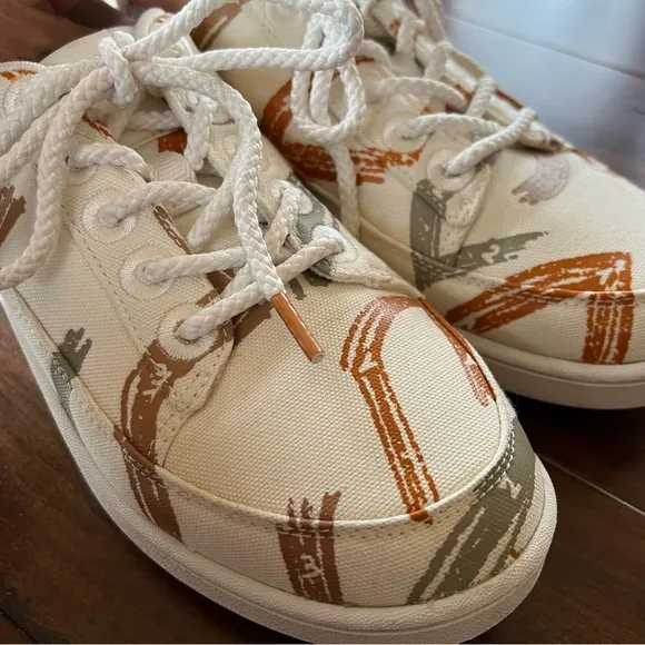 Allbirds Canvas Pacer x Tiffany Bouelle Shoes 9 Limited Edition