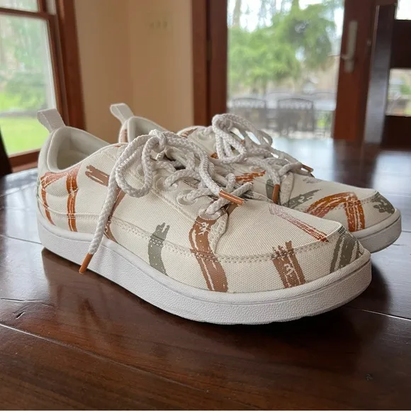 Allbirds Canvas Pacer x Tiffany Bouelle Shoes 9 Limited Edition
