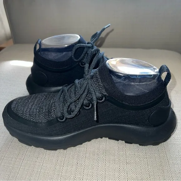 Allbirds Women's Trail Runners SWT Charcoal Size 7.5M EXCELLENT