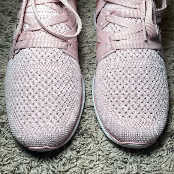 APL Ascend Womens Size 7.5‎ Dusty Rose Blush Athletic Training Shoes