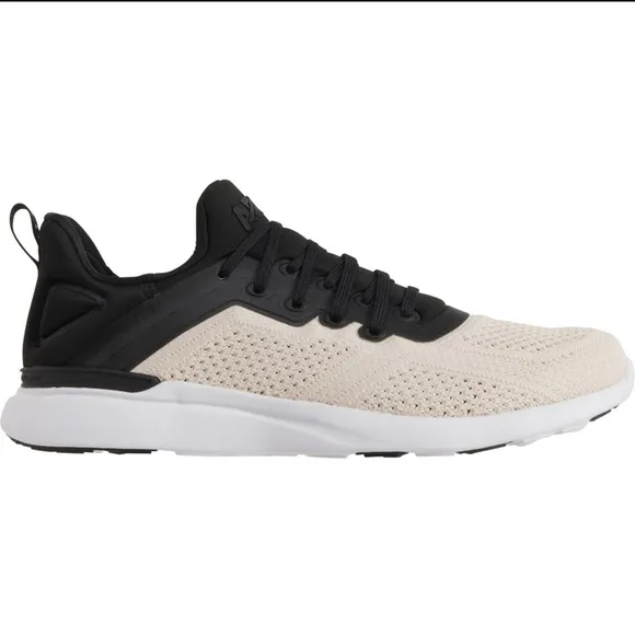 APL | Techloom Tracer training shoes