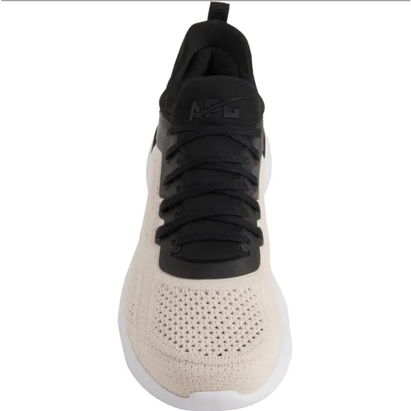 APL | Techloom Tracer training shoes