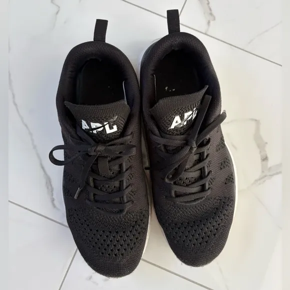 APL Women’s Black Athletic Shoes