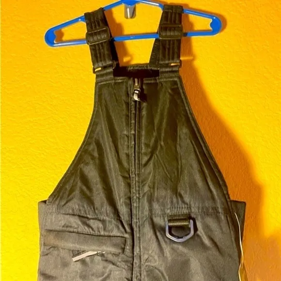 ARCTIC QUEST Black Snowpant Overalls Zip Water Resistant Insulated Boys XS 5/6