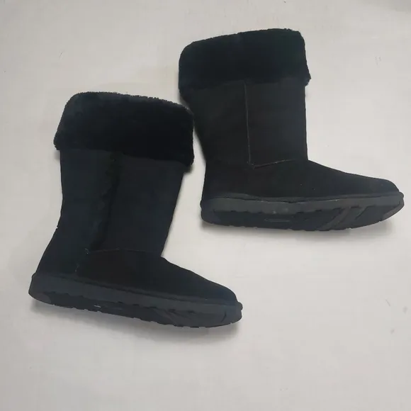 Arizona Women's Black Faux Fur Winter Boots Size 11M