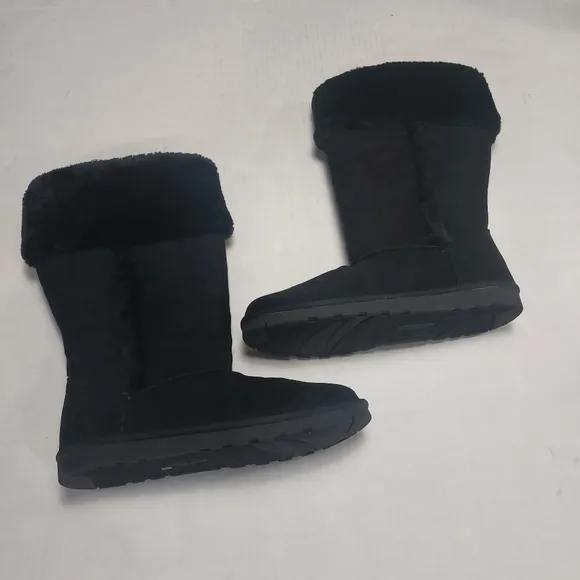 Arizona Women's Black Faux Fur Winter Boots Size 11M