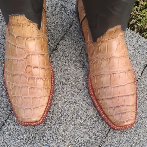 ASC American Alligator Cowboy Boots  Tan  Men’s Size 9D Cutter Toe