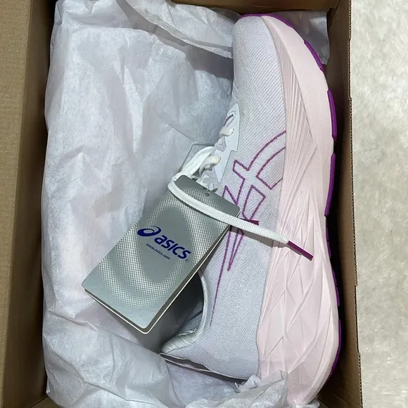 ASICS Women's NOVABLAST 4 Running Shoes