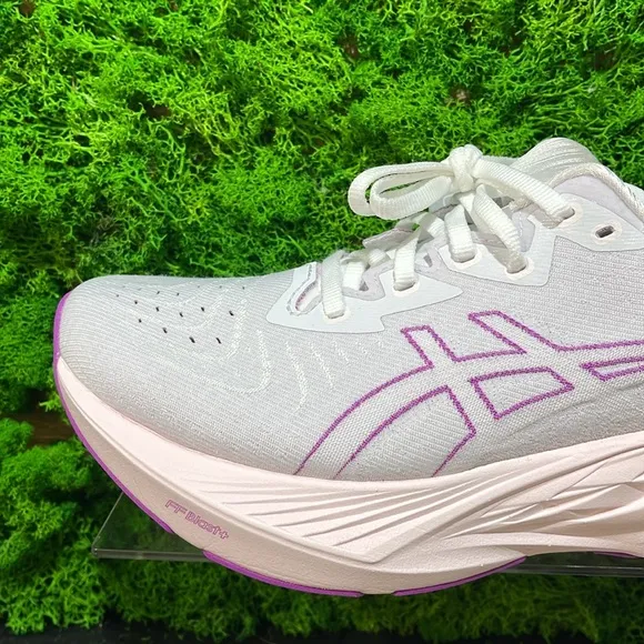 ASICS Women's NOVABLAST 4 Running Shoes