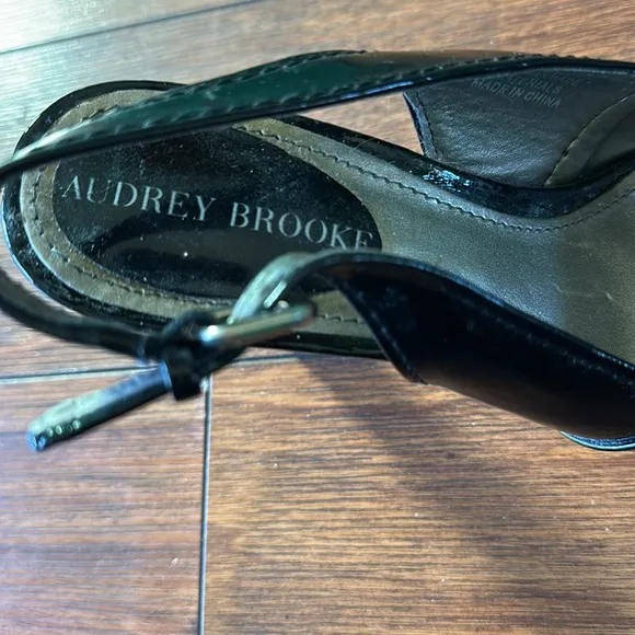 👠👠Audrey Brooke High Heeled Slingback Shoes👠👠