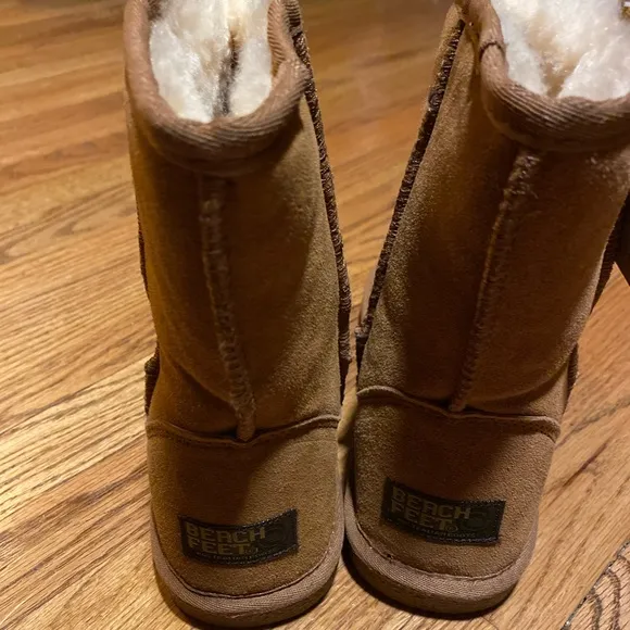 Australian Boots size 7 NWT