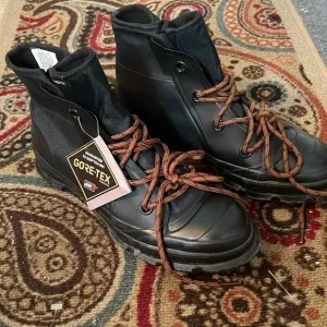 Authentic Goretex Waterproof Boots