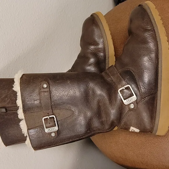 👢Authentic UGG Leather Boots