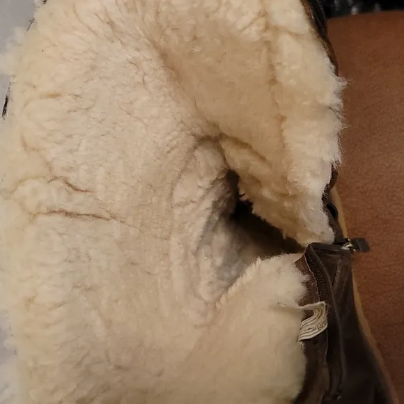 👢Authentic UGG Leather Boots