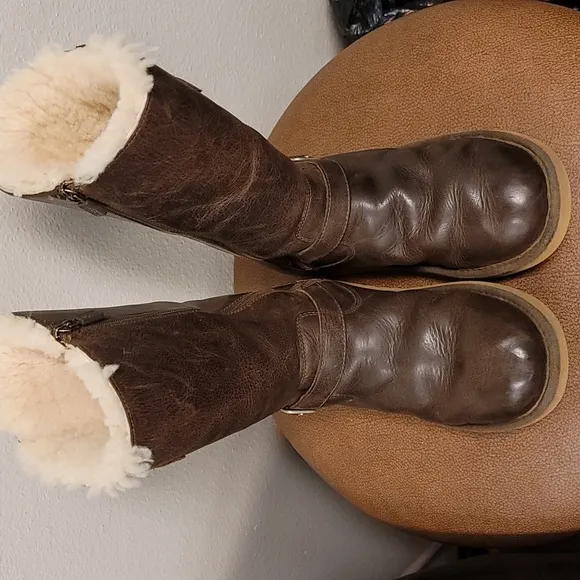 👢Authentic UGG Leather Boots