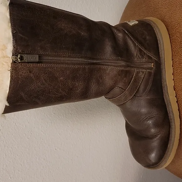 👢Authentic UGG Leather Boots