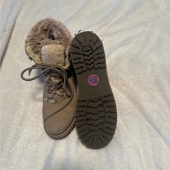 Avellini Women's Gray Fur-Lined Boots