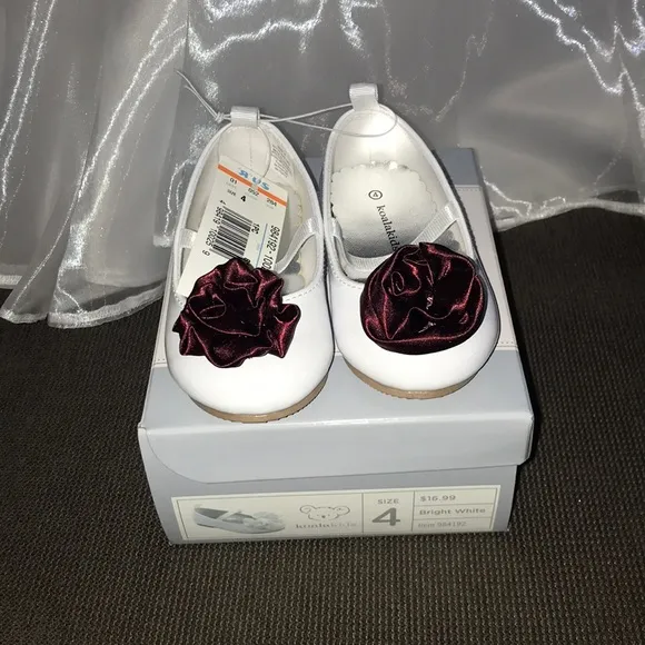 Baby twin dresses with shoes