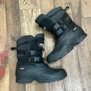 Baffin Deluxe Waterproof winter boots men 11