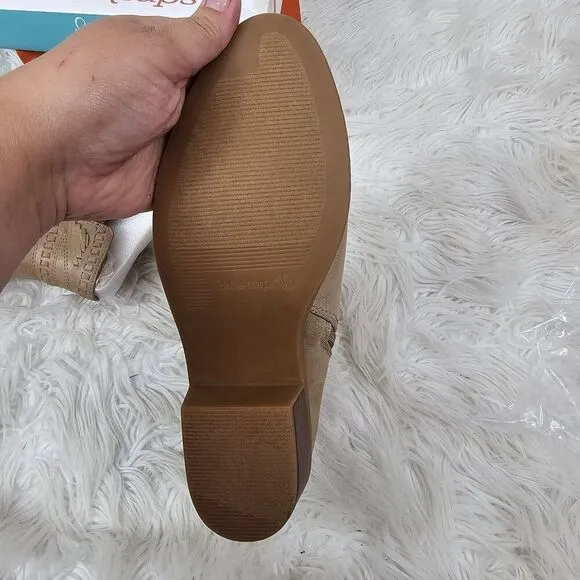 BareTraps Gerty Tan Bone Zip Ankle Boots Booties Heels Comfort Shoes Women’s 8.5