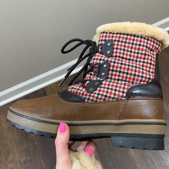 Bass Duck Boots Sundown Insulated Plaid Red/Navy/Brown Winter Snow Boots