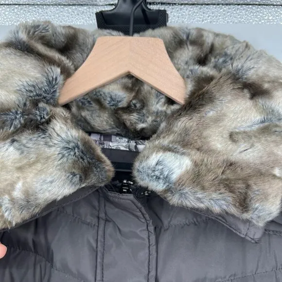 Betsey Johnson Womens Puffer Coat Jacket sz M Down Faux Fur Collar Hooded