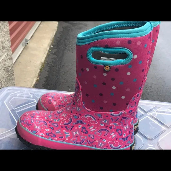 BOGS Classic Youth Girl's Pink Rainbow  Boots