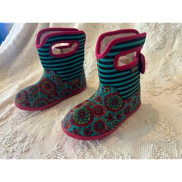 Bogs infants baby girls size 9 pansy stripe duck insulated winter boots
