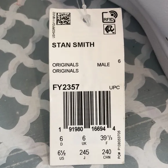 Boys Adidas Stan Smith Sneakers Kicks Tennis Shoes Footwear Sportswear White NWT