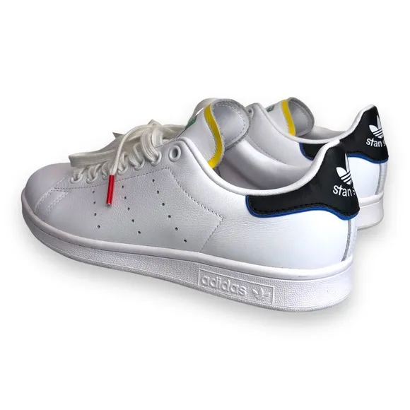 Boys Adidas Stan Smith Sneakers Kicks Tennis Shoes Footwear Sportswear White NWT