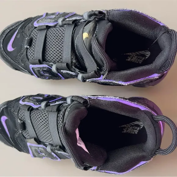 Boys NIKE Air More Uptempo Action Grape Athletic Sneakers / Size 4Y