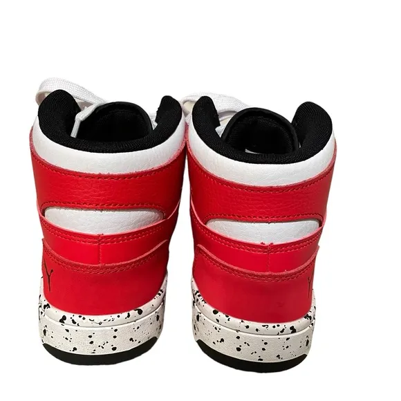 Boys Puma sneakers - size 5.5