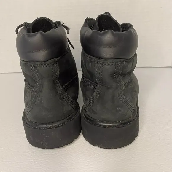 Boys Size 2 Timberland Black Nubuck 6 Primaloft Premium Waterproof Boots