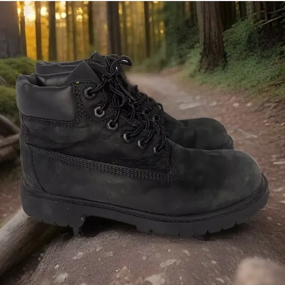 Boys Size 2 Timberland Black Nubuck 6 Primaloft Premium Waterproof Boots