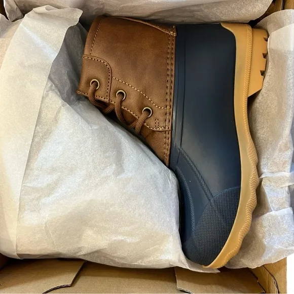 BRAND NEW SPERRY Port Boot Duck Boots - Size 12 - Beige &amp; Navy