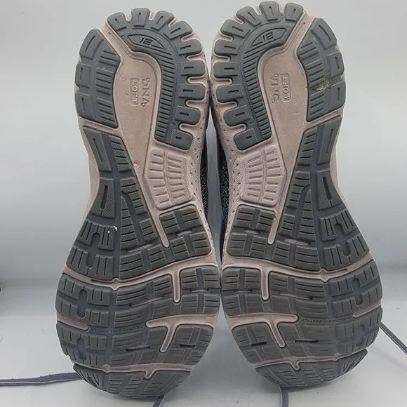 Brooks Adrenaline GTS 21 Womens 10 Gray Training Running Shoes Athletic Sneakers