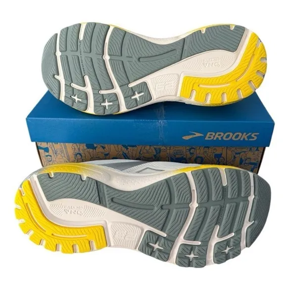 Brooks Adrenaline GTS 23 Men's Running Shoes Size 11 Cyber Yellow and Sand Grey