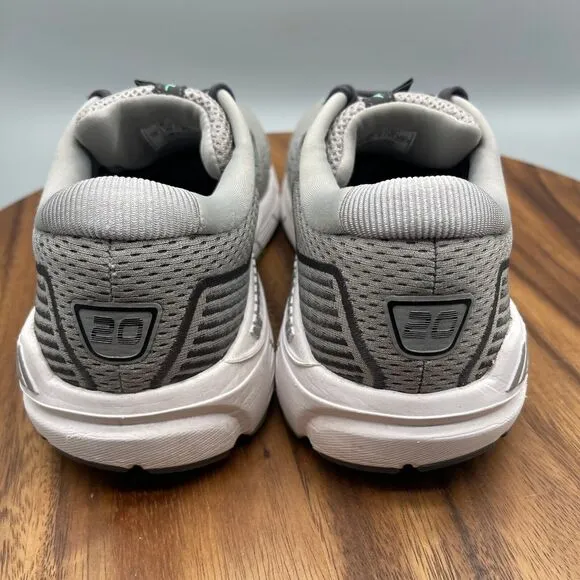 Brooks Ariel 20 Shoes Womens Size 10B Gray Running Comfort Walking Road Athletic