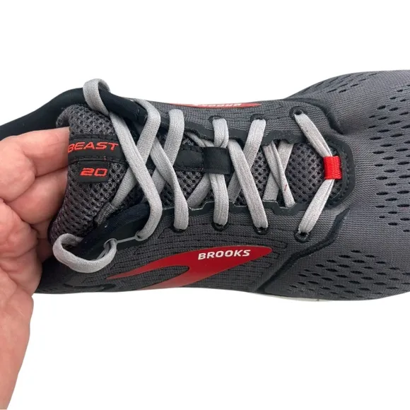 Brooks Beast '20 Running Shoes Black/gray/Red Mens 14 Wide 2E Athletic Training