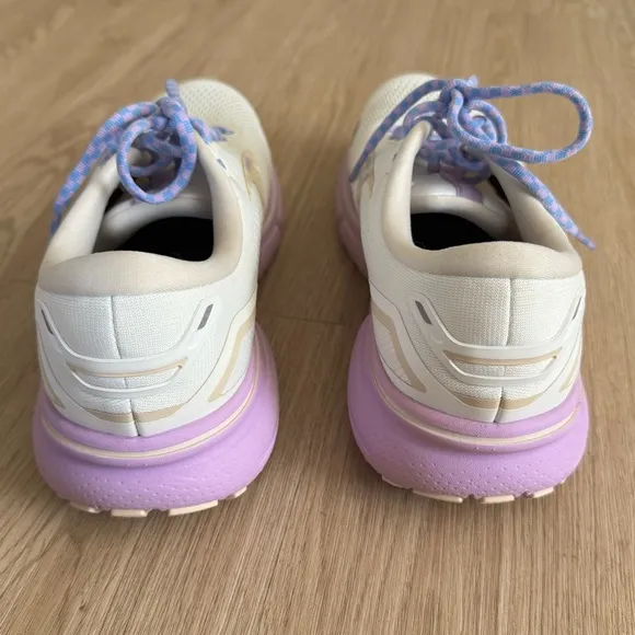 Brooks ghost 15 athletic comfort running tennis shoes new