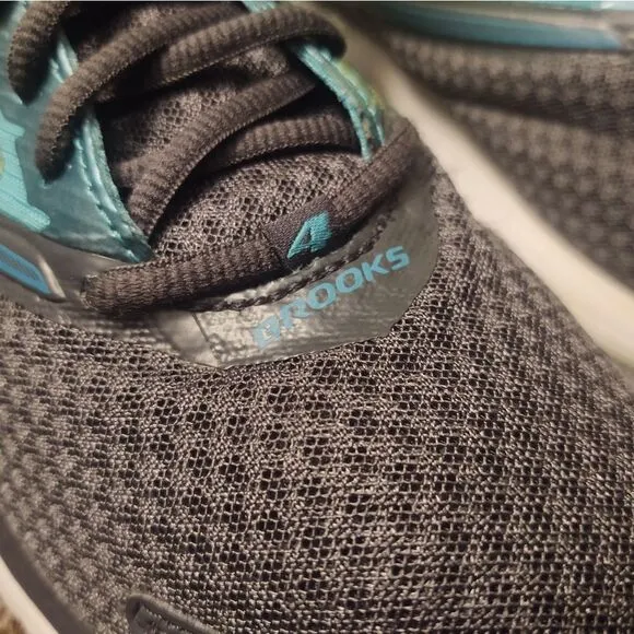 Brooks Launch 4 Women's Running Shoes Gray Green