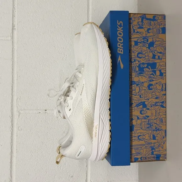 Brooks SZ 12 wmn revel 6 energize neutral white khaki 1203861b122 sneaker shoe