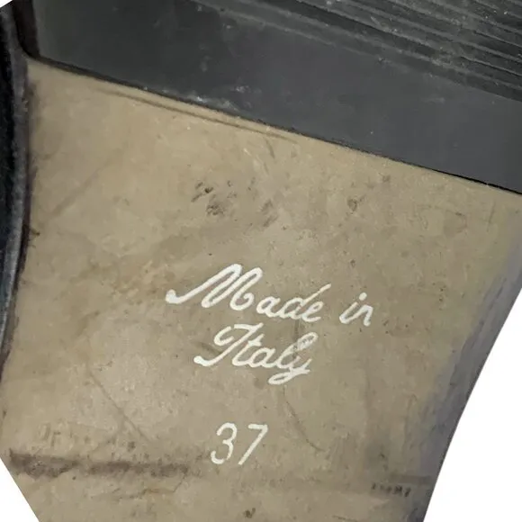 BROWNS of Canada Black Leather Insulated Knee Zip‎ Tall Boots