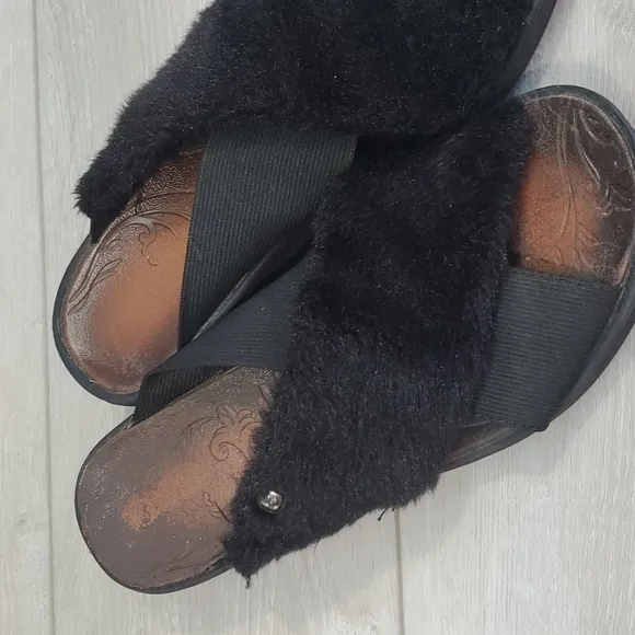 Bzees Womens Comfort Wedge Sandals shoes sz 9M