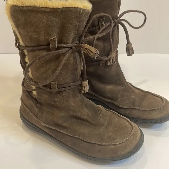 CAMPER Industrial Afelpado Arena Suede and Faux Fur Lined Moccasin Boots…