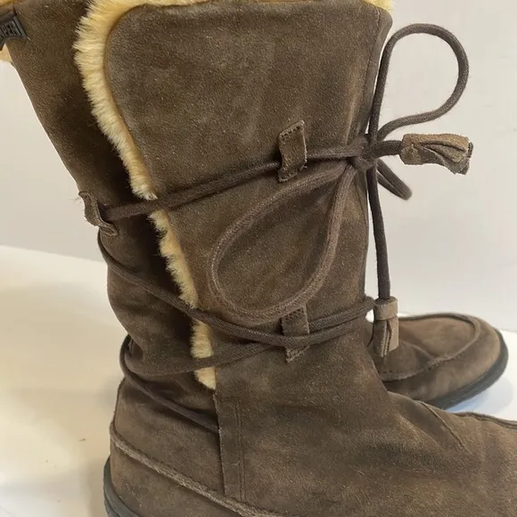 CAMPER Industrial Afelpado Arena Suede and Faux Fur Lined Moccasin Boots…