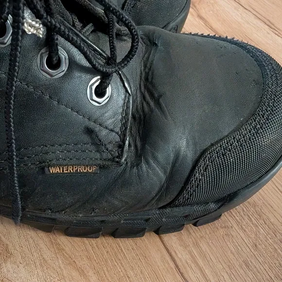 Carhartt boots