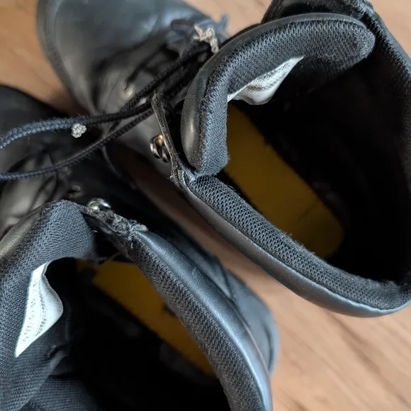 Carhartt boots